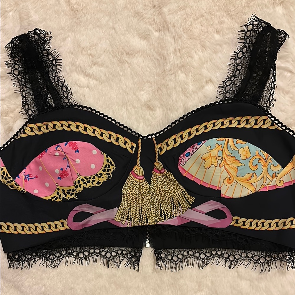 Baroque-Style Black and Gold Lace Trim Bra